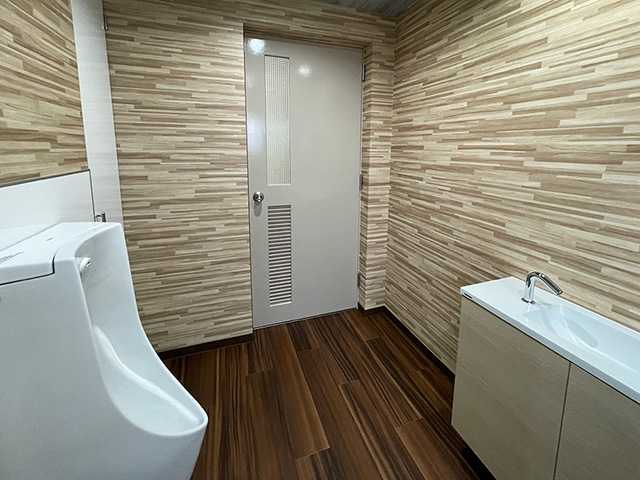 社長室のあるフロアの贅沢空間トイレ